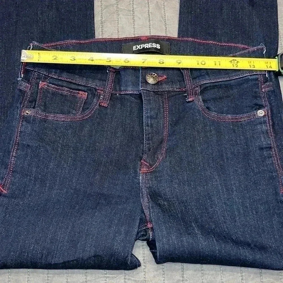 Express Dark Rinse Mid Rise Skinny Denim Jeans with Red Stitching Size 2P - Picture 6 of 11